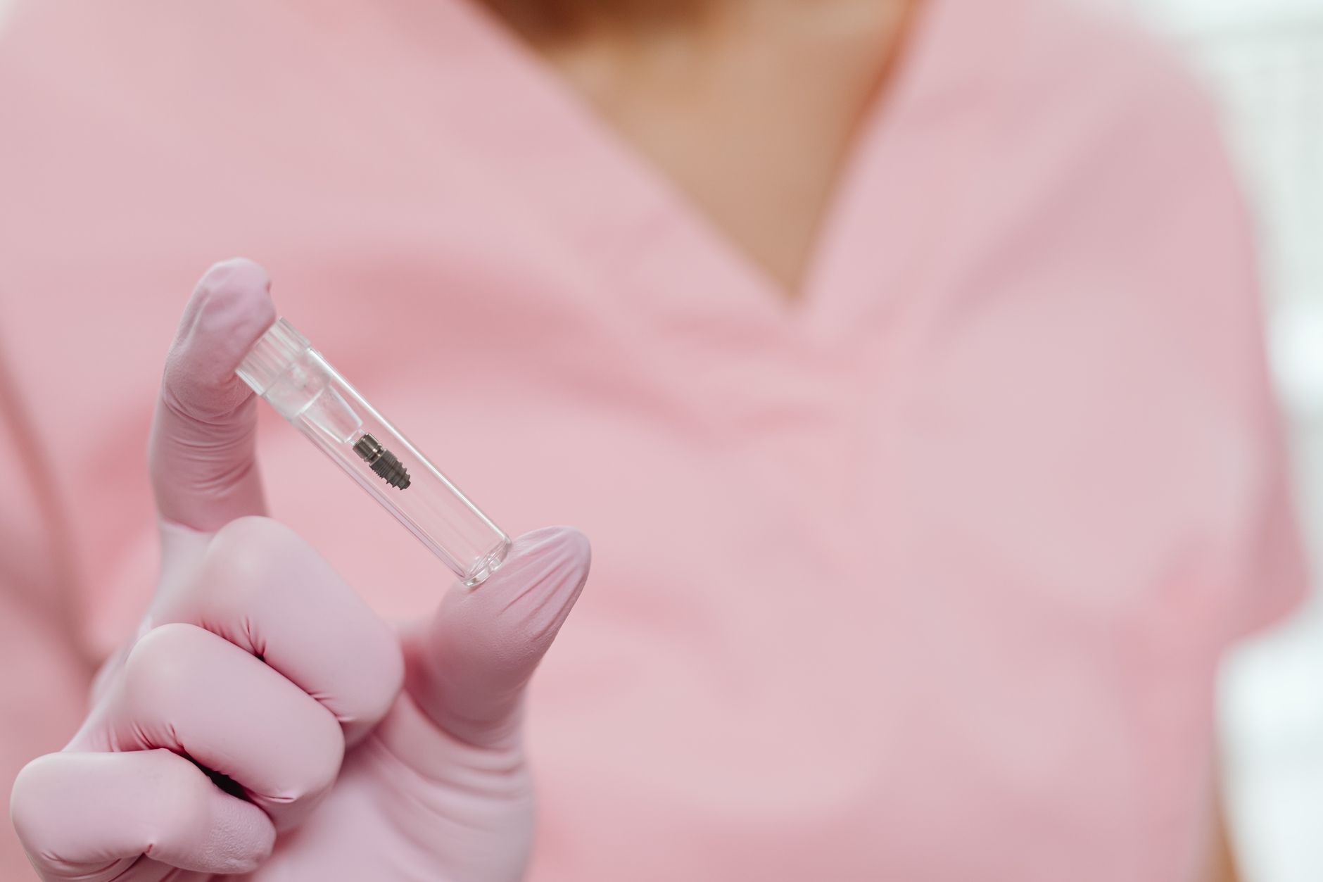 Wie kann ein Implantatpreis in der Türkei 250 Euro betragen?