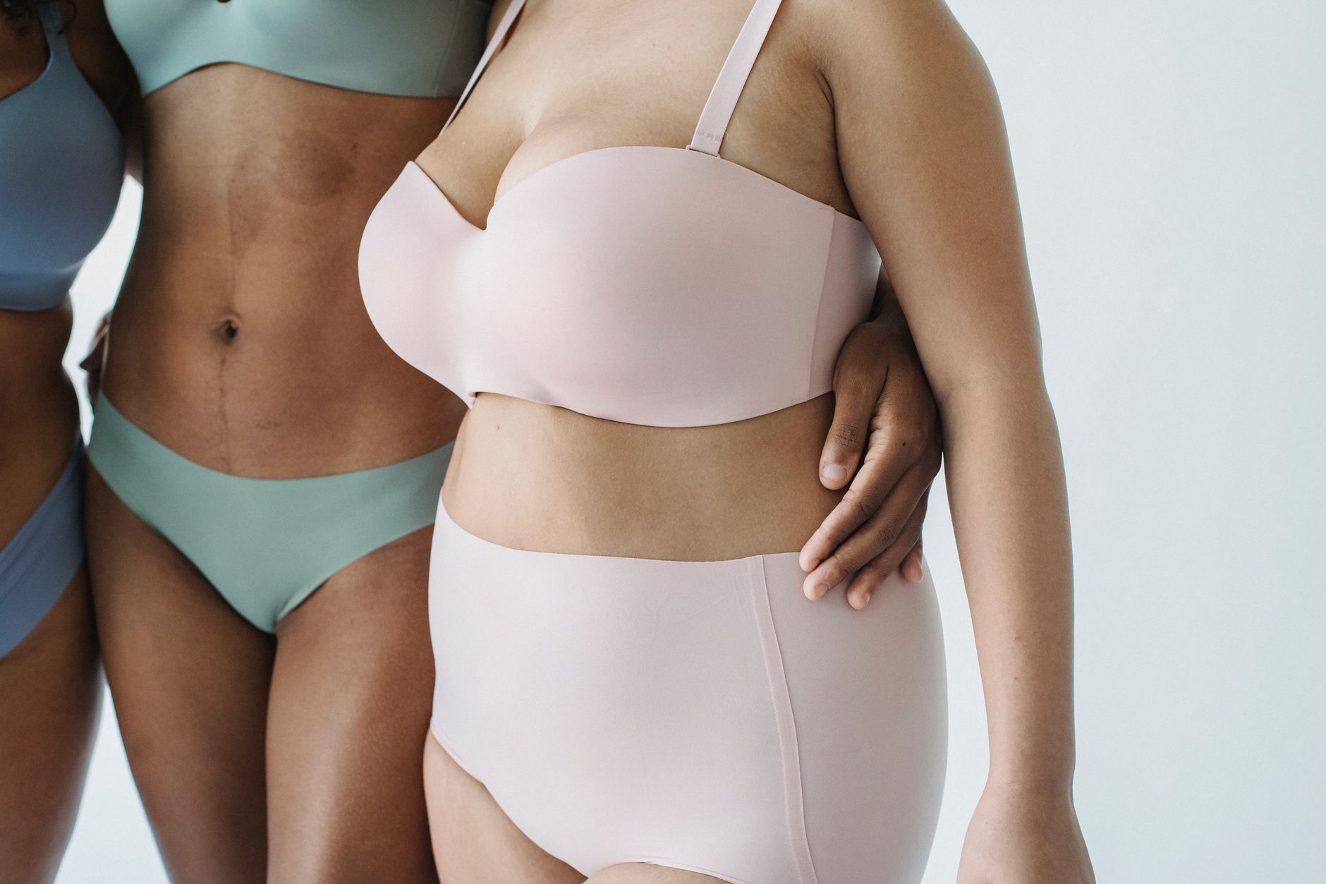 Compression Garments and Medical Bras in Turkey Cosmetic Surgery Packages