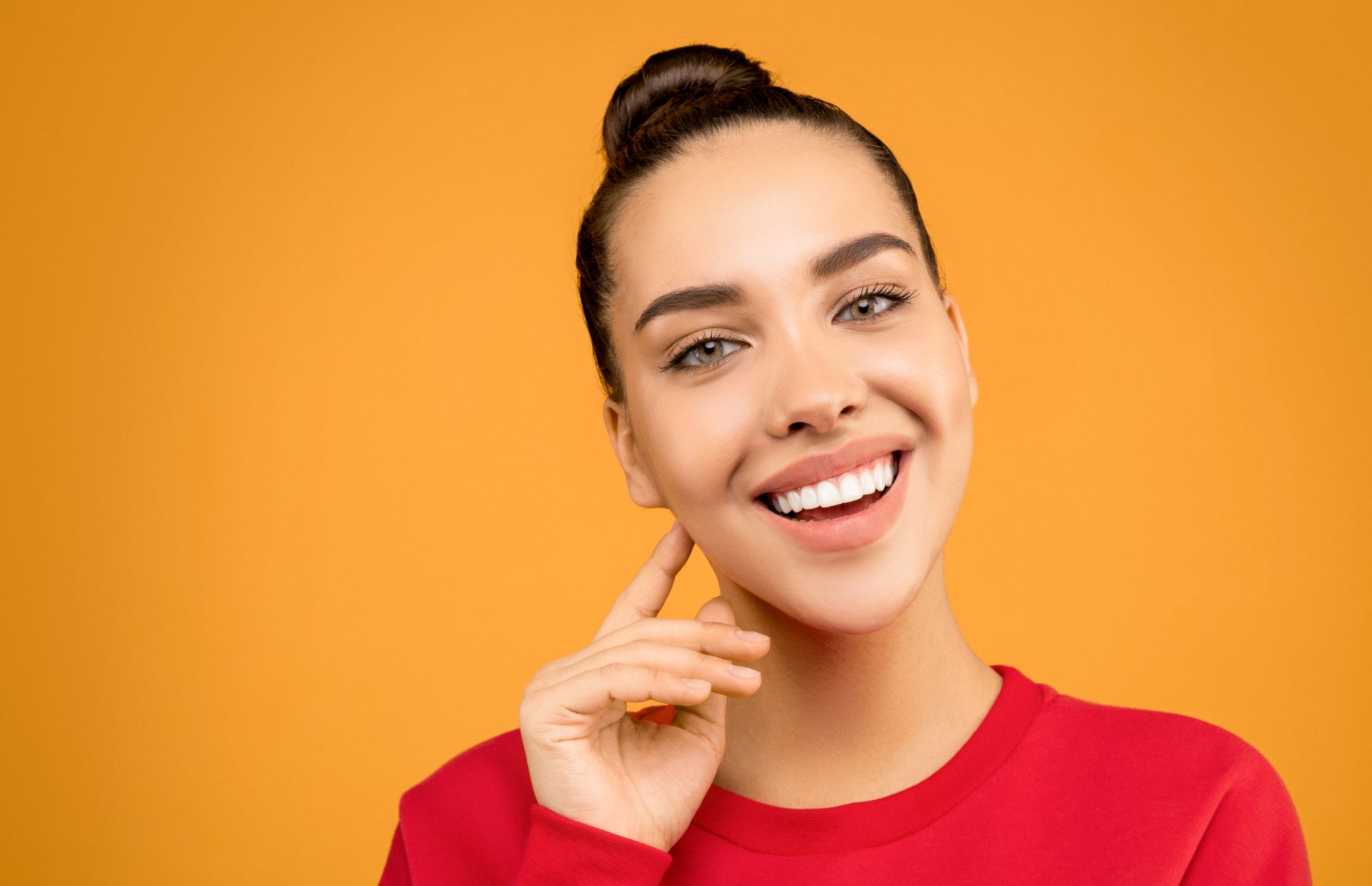 Hollywood Smile ve Lamina Porselen Paketleri
